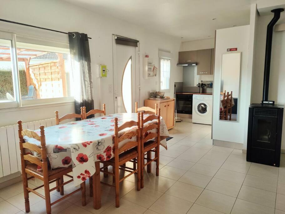 Maison Cosy A Proximite De La Plage Hermanville-sur-Mer Exteriér fotografie